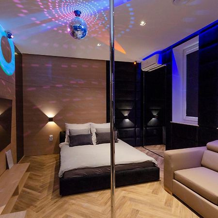 Lupoapartments Z Jacuzzi Pole Dance Leczycka 29 Klimatyzacja Parking Dostep Na Kod วูดช์ ภายนอก รูปภาพ