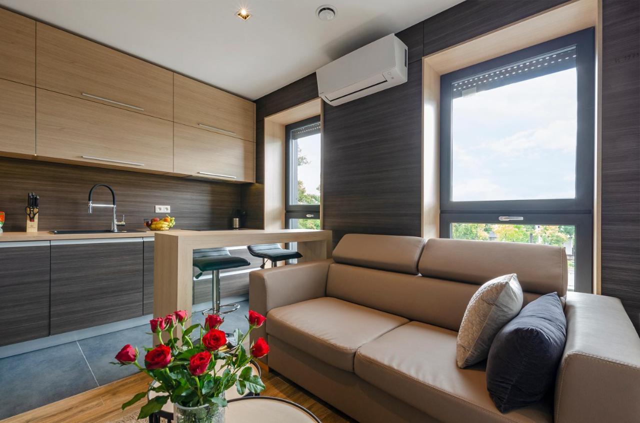 Lupoapartments Z Jacuzzi Pole Dance Leczycka 29 Klimatyzacja Parking Dostep Na Kod วูดช์ ภายนอก รูปภาพ