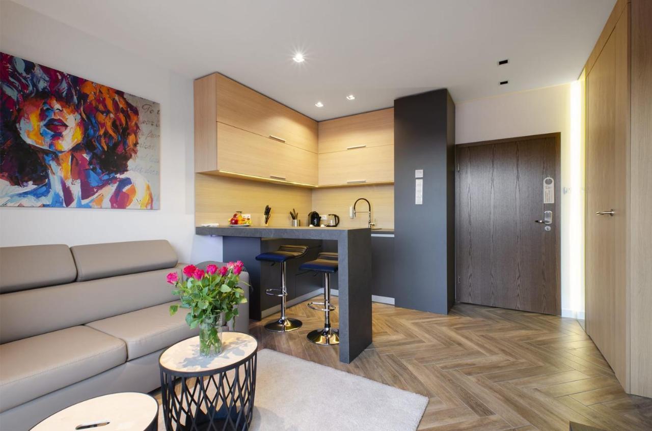 Lupoapartments Z Jacuzzi Pole Dance Leczycka 29 Klimatyzacja Parking Dostep Na Kod วูดช์ ภายนอก รูปภาพ