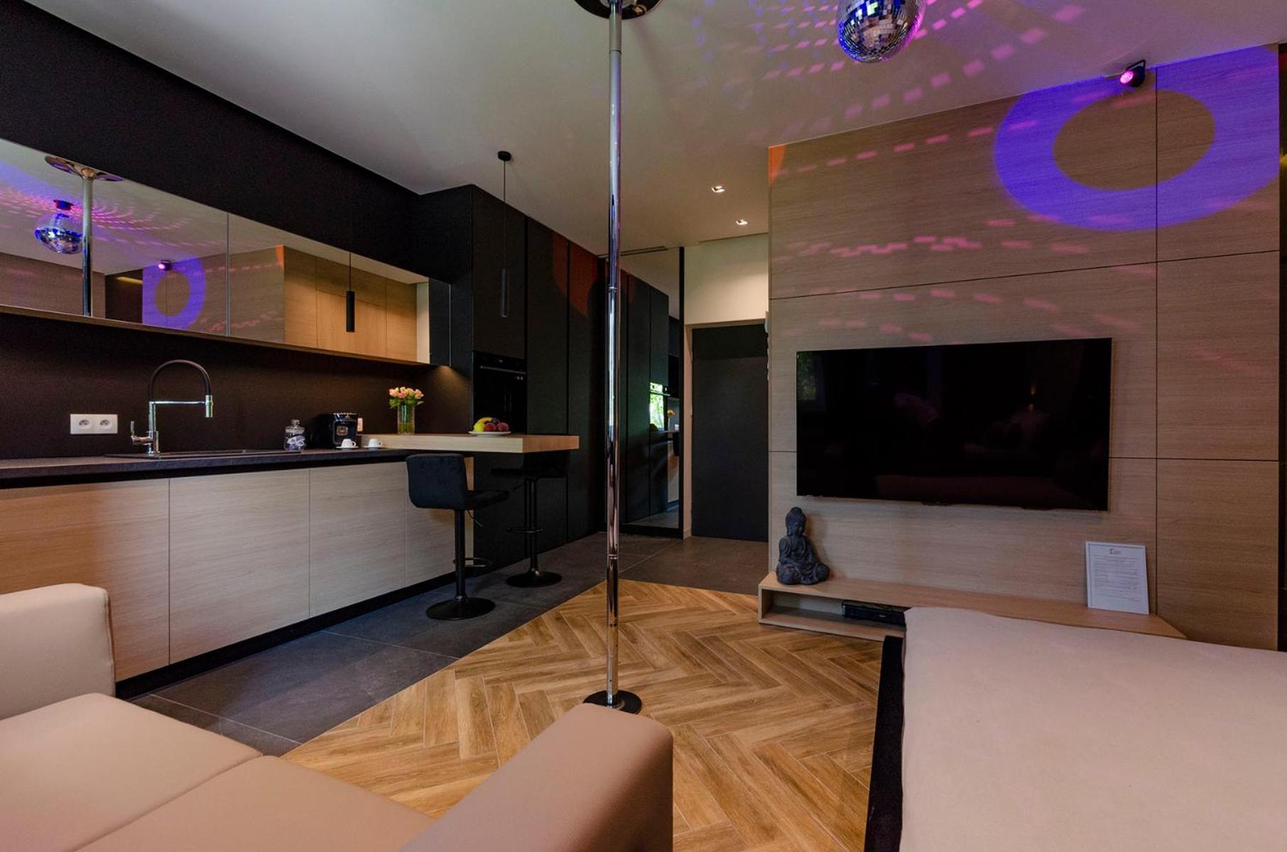 Lupoapartments Z Jacuzzi Pole Dance Leczycka 29 Klimatyzacja Parking Dostep Na Kod วูดช์ ห้อง รูปภาพ